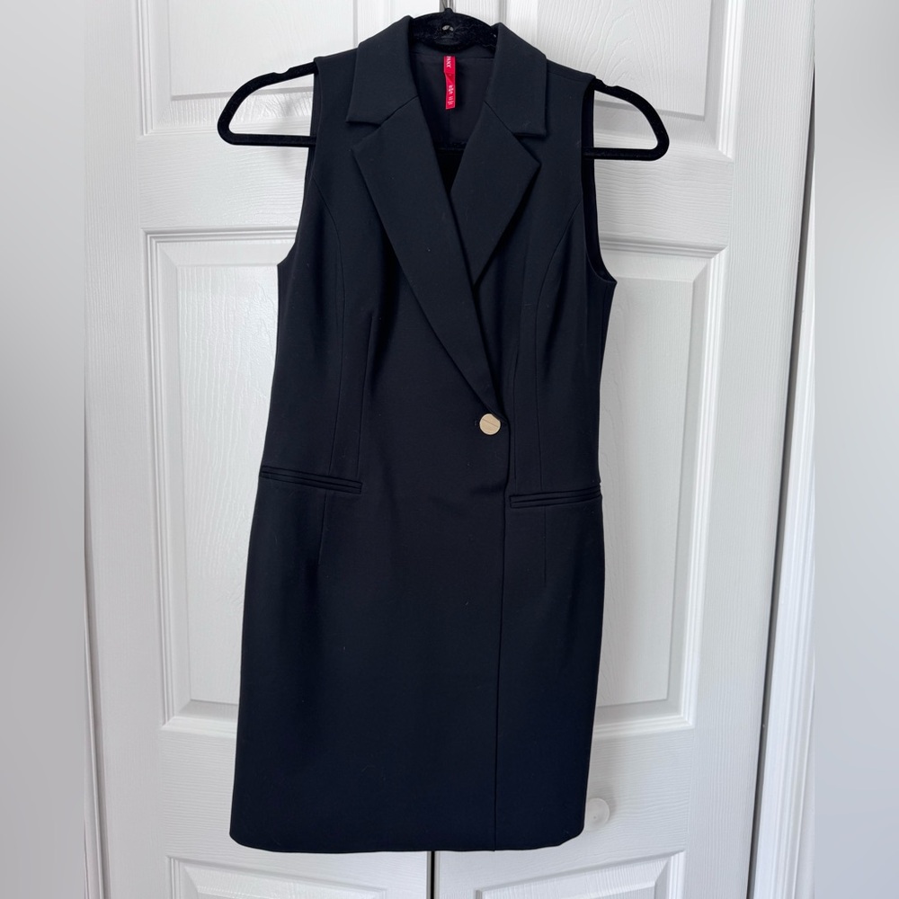 SPANX Elegant Black Sleeveless Dress